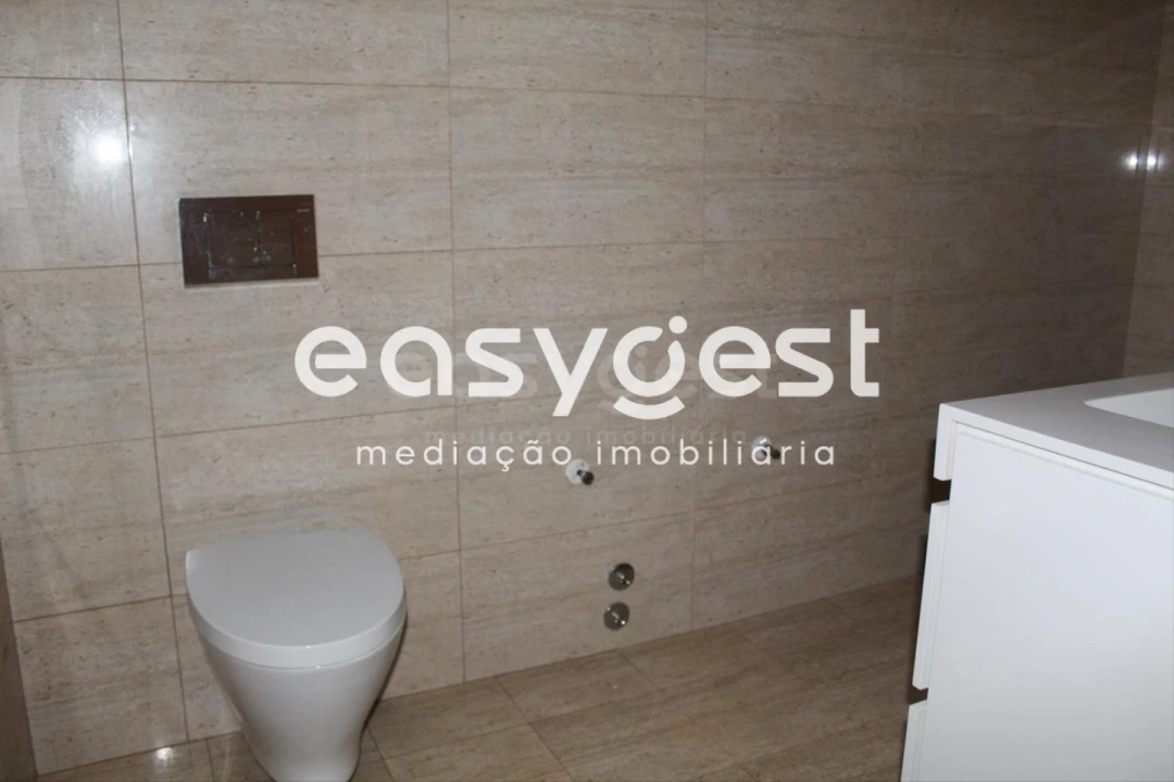 Moradia T7 para Venda em Bidoeira de Cima Foto 19