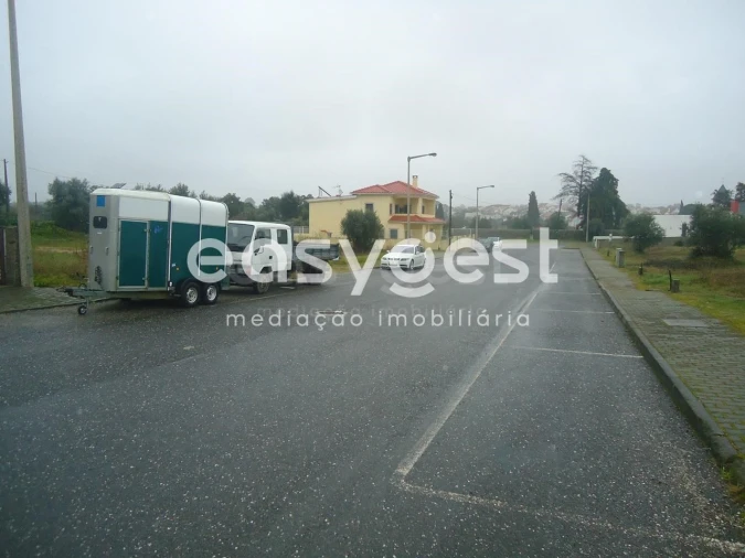 Terreno para Venda em Escalos de Cima e Lousa Foto 9