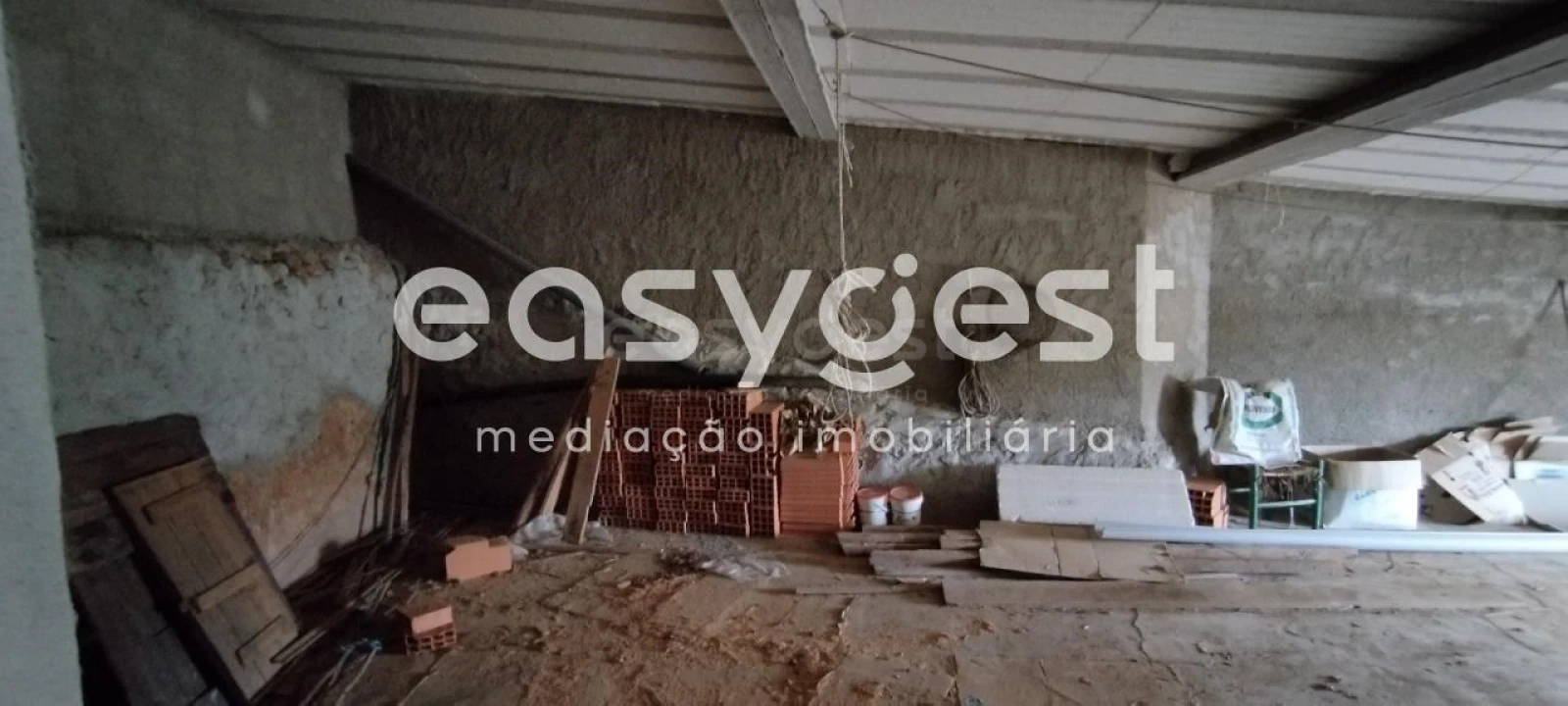 Armazém para Venda em Freixeda Torrão, Quintã Pêro Martins, Penha Águia Foto 4