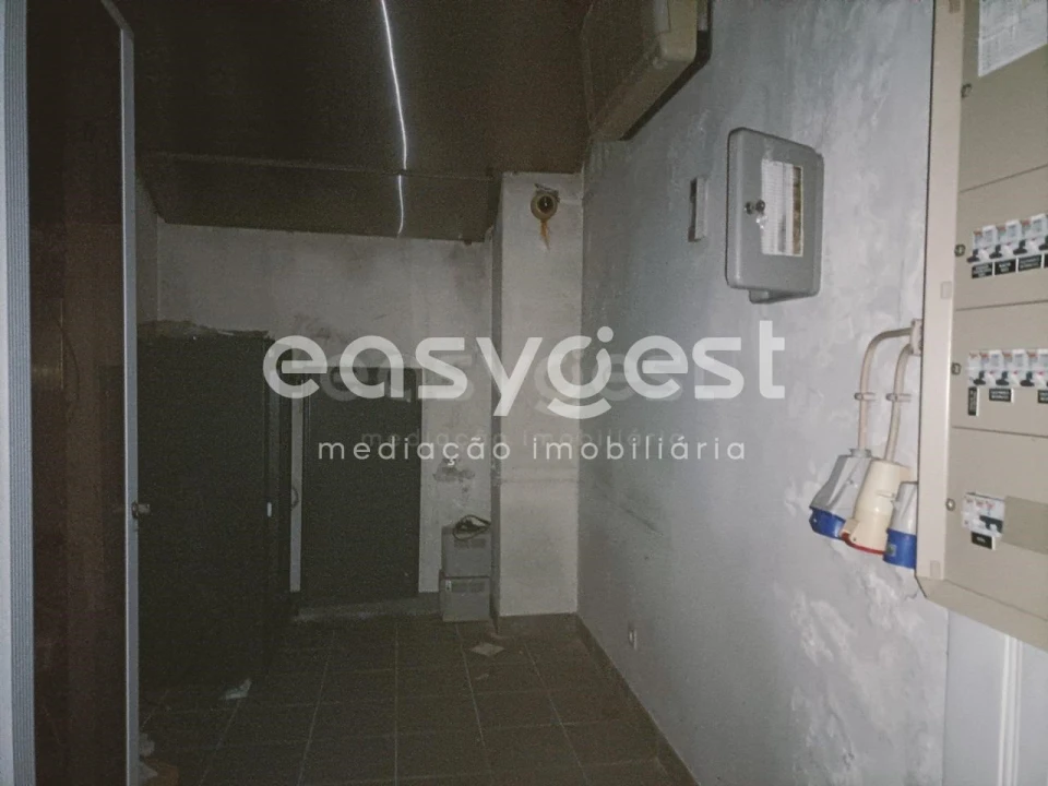 Loja para Venda em Águeda e Borralha Foto 10