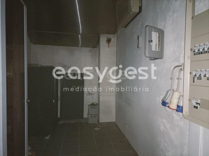 Loja para Venda em Águeda e Borralha Foto 10