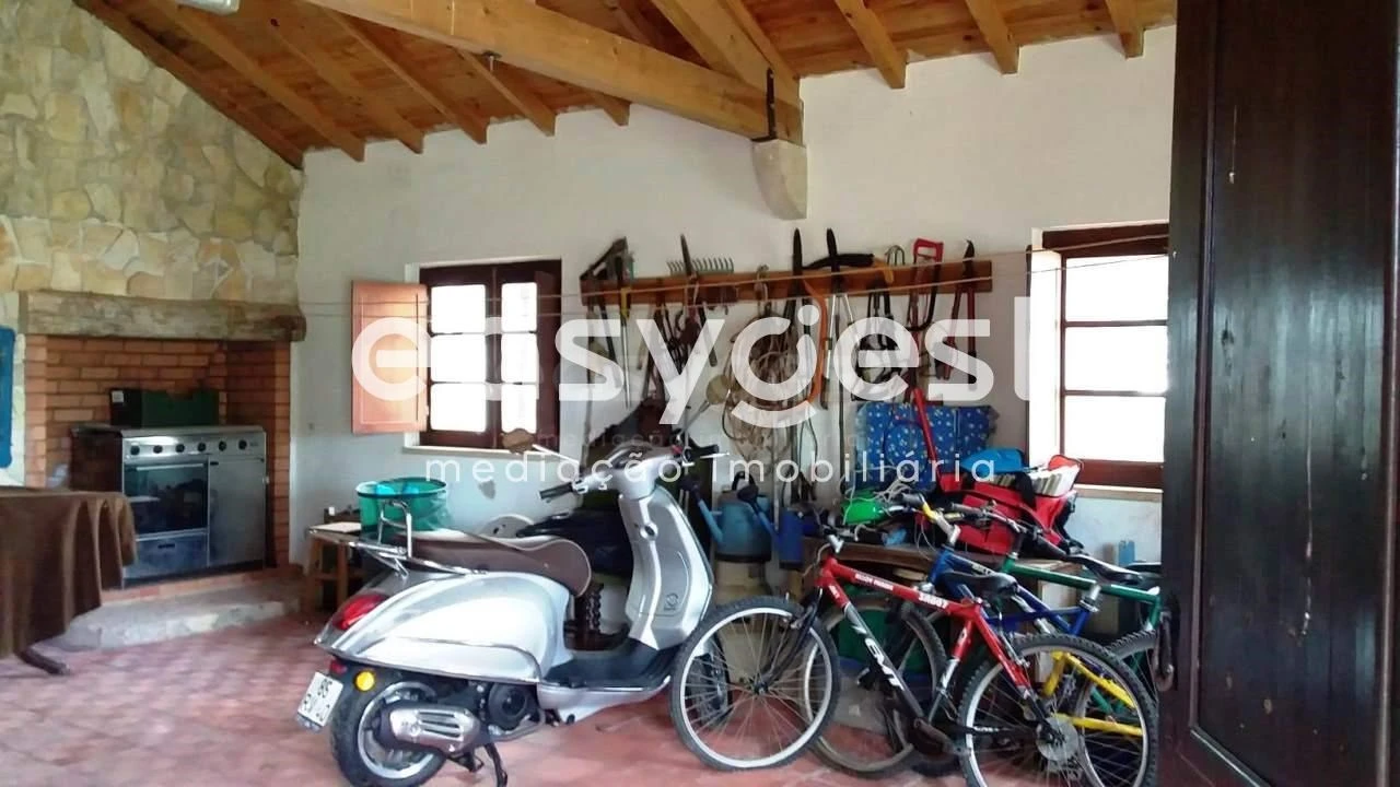 Quinta T3 para Venda em Santo Quintino Foto 17