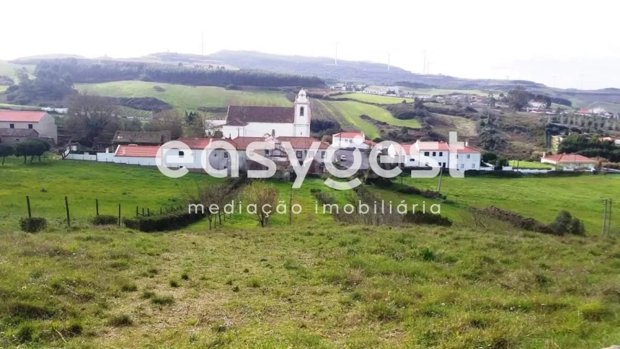 Quinta T3 para Venda em Santo Quintino Foto 2