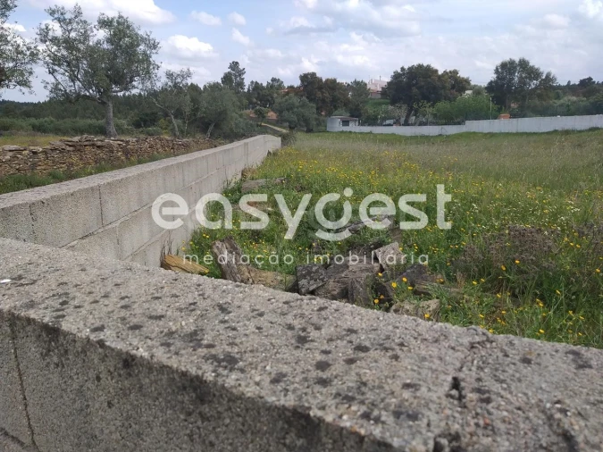 Terreno para Venda em Benquerenças Foto 12