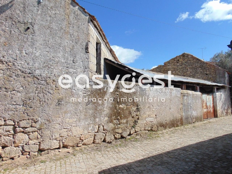 Armazém para Venda em Escalos de Cima e Lousa Foto 4