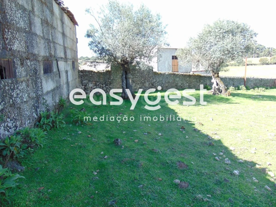 Armazém para Venda em Escalos de Cima e Lousa Foto 18