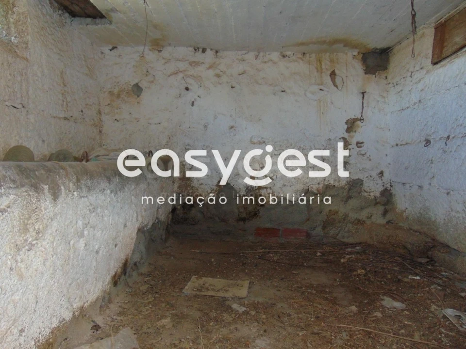 Armazém para Venda em Escalos de Cima e Lousa Foto 32