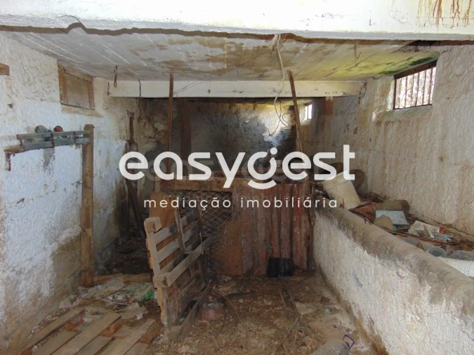 Armazém para Venda em Escalos de Cima e Lousa Foto 15