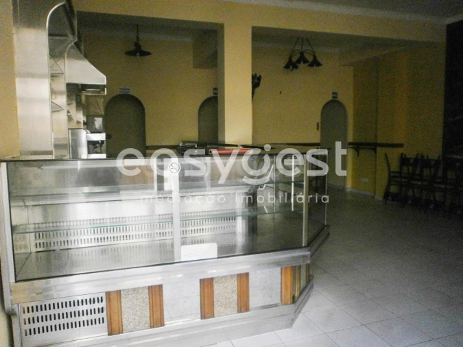 Negócio para Venda em Fundão, Valverde, Donas, A. Joanes, A. Nova Cabo Foto 2