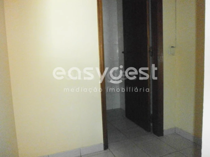 Negócio para Venda em Fundão, Valverde, Donas, A. Joanes, A. Nova Cabo Foto 11