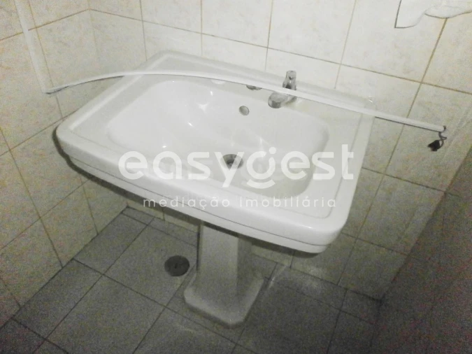 Negócio para Venda em Fundão, Valverde, Donas, A. Joanes, A. Nova Cabo Foto 14