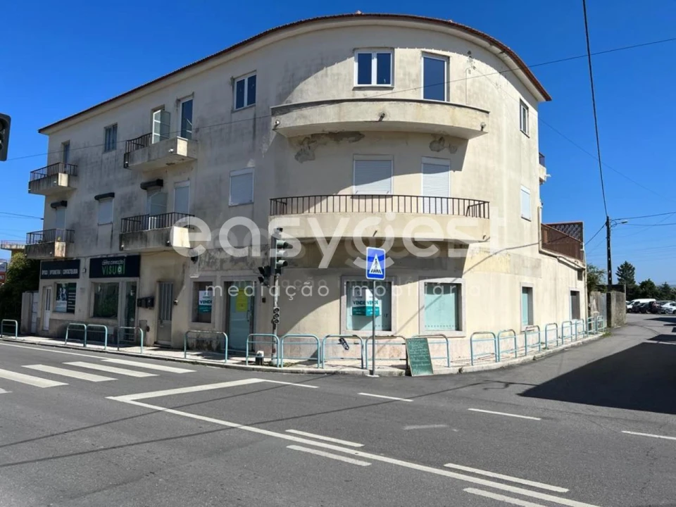 Loja para Venda em Maceira Foto 3