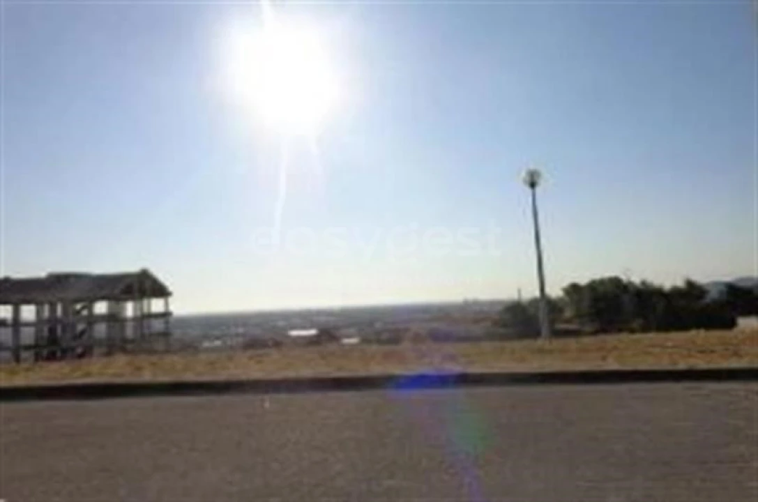 Terreno para Venda em Alenquer (Santo Estêvão e Triana) Foto 2