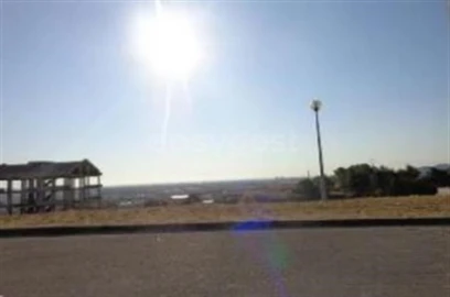 Terreno para Venda em Alenquer (Santo Estêvão e Triana)