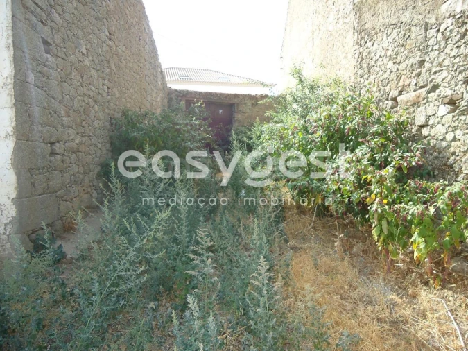 Moradia para Venda em Monfortinho e Salvaterra do Extremo Foto 29