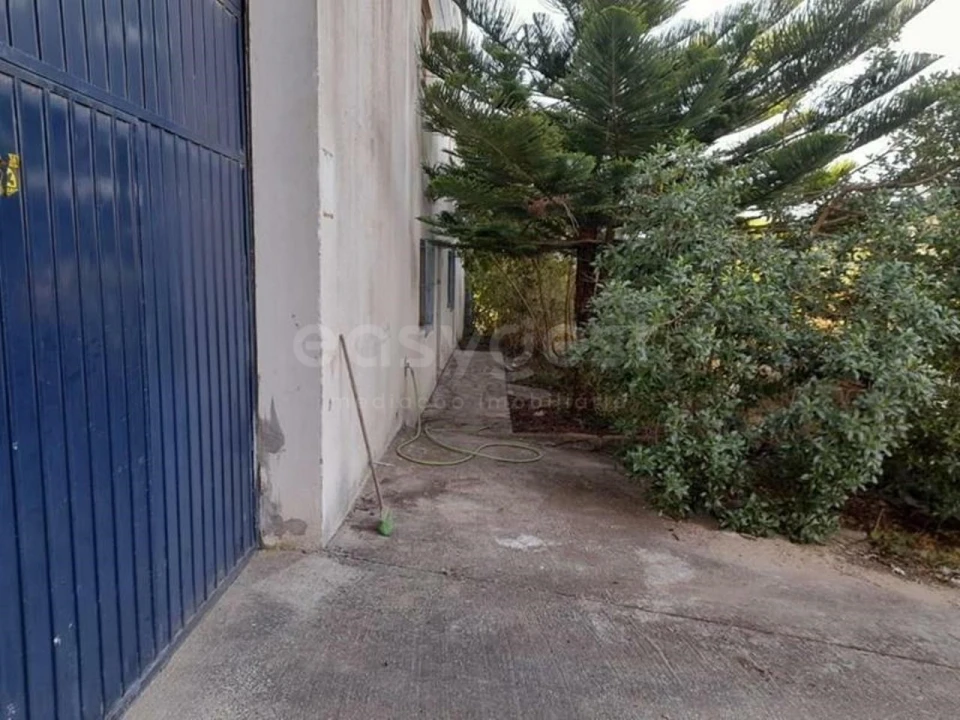 Armazém para Venda em Amiais de Baixo Foto 8