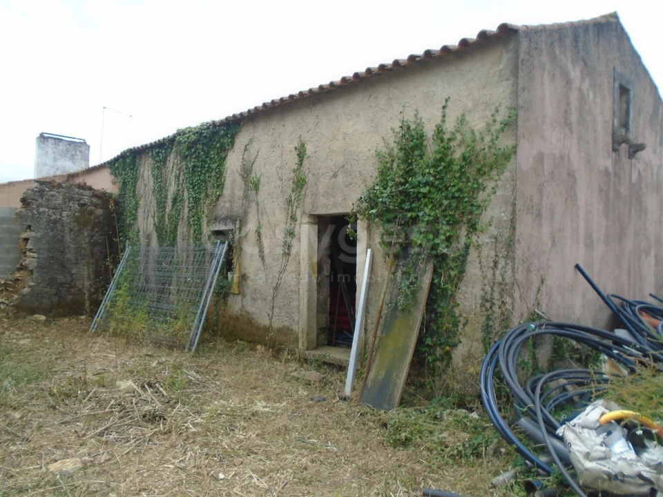 Moradia T2 para Venda em Turquel Foto 21