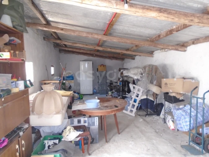 Moradia T2 para Venda em Turquel Foto 13