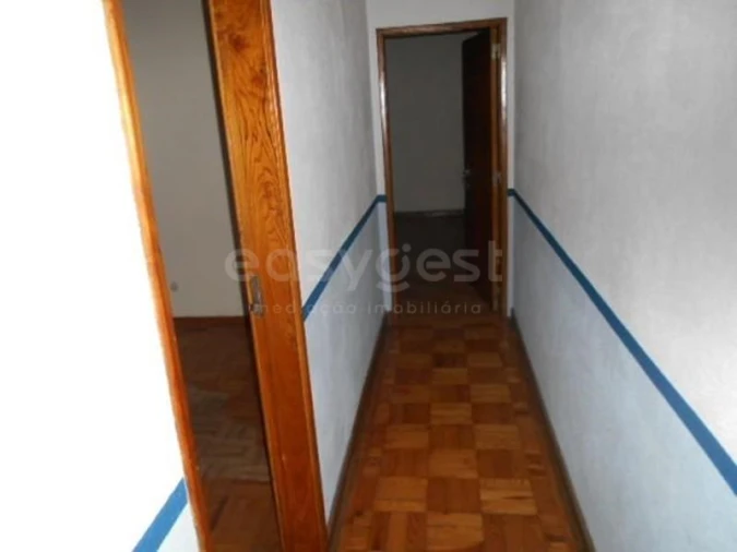 Moradia T6 para Venda em Paços da Serra Foto 13