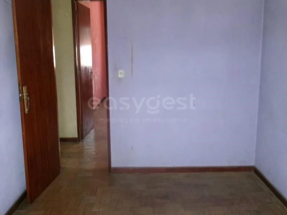 Moradia T5 para Venda em Travancinha Foto 13