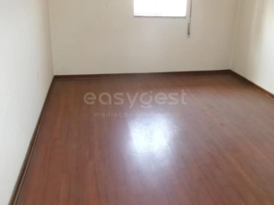 Moradia T5 para Venda em Travancinha Foto 18