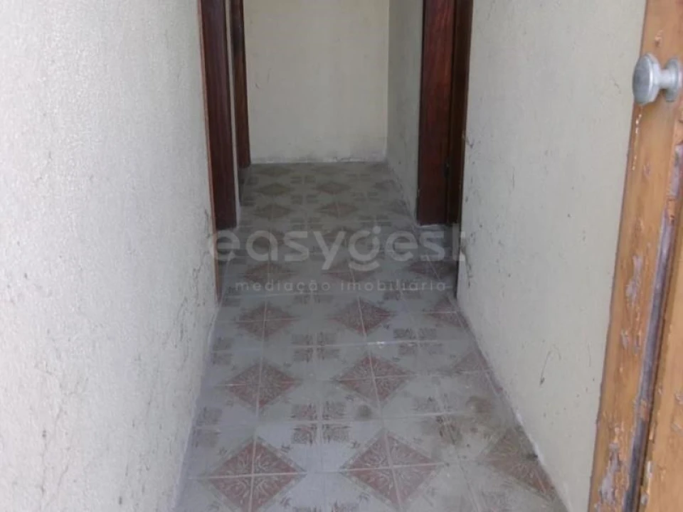 Moradia T5 para Venda em Travancinha Foto 22