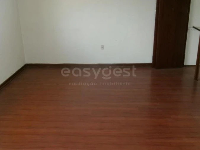 Moradia T5 para Venda em Travancinha Foto 20