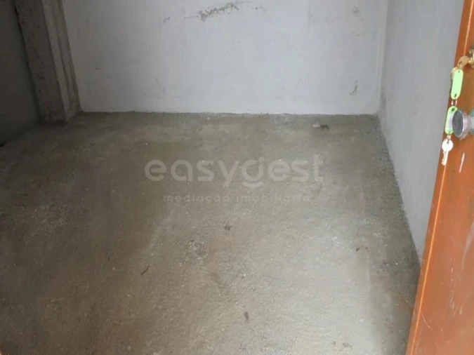 Armazém para Venda em Seia, São Romão e Lapa dos Dinheiros Foto 3