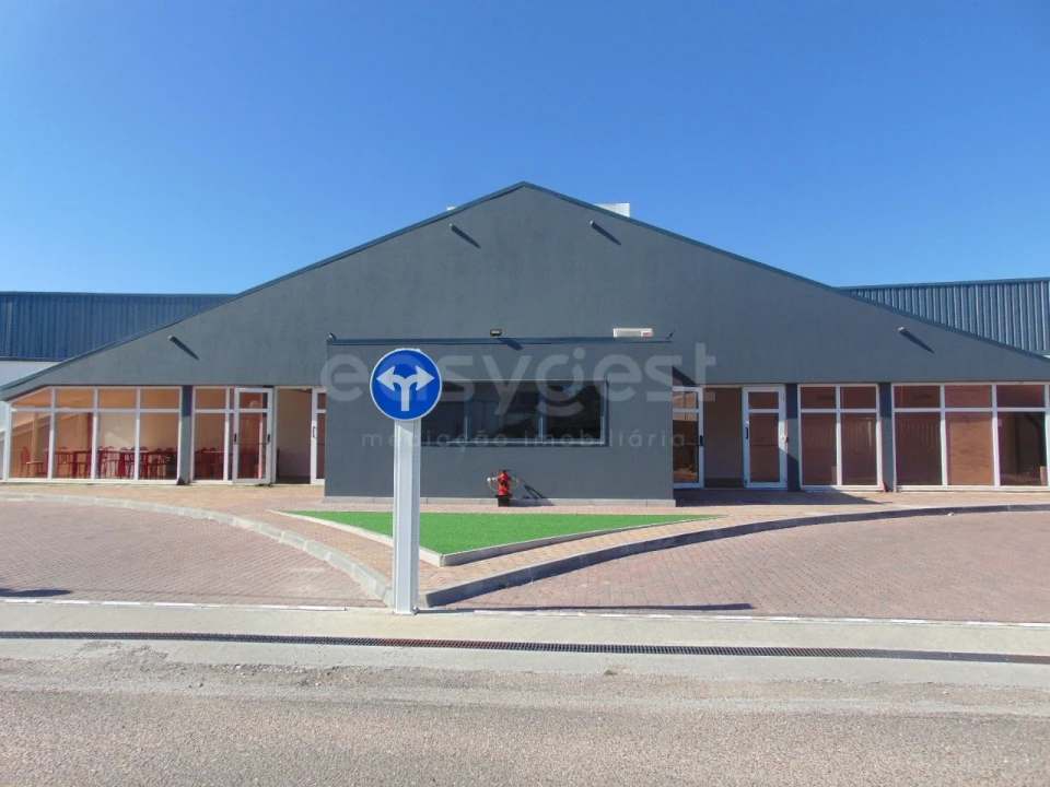 Loja para Venda em Samora Correia Foto 1