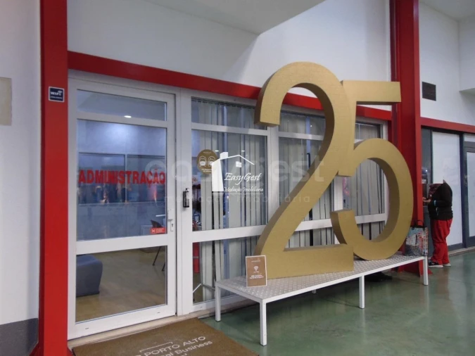 Loja para Venda em Samora Correia Foto 16