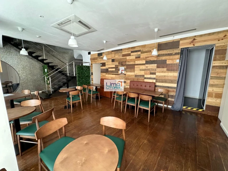 Prédio para Venda em Leiria, Pousos, Barreira e Cortes Foto 11