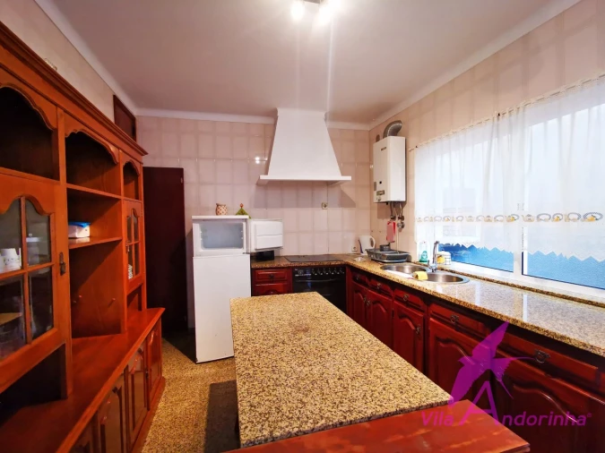 Moradia T4 para Venda em Vila Praia de Ancora Foto 11