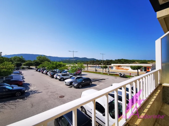 Moradia T4 para Venda em Vila Praia de Ancora Foto 1