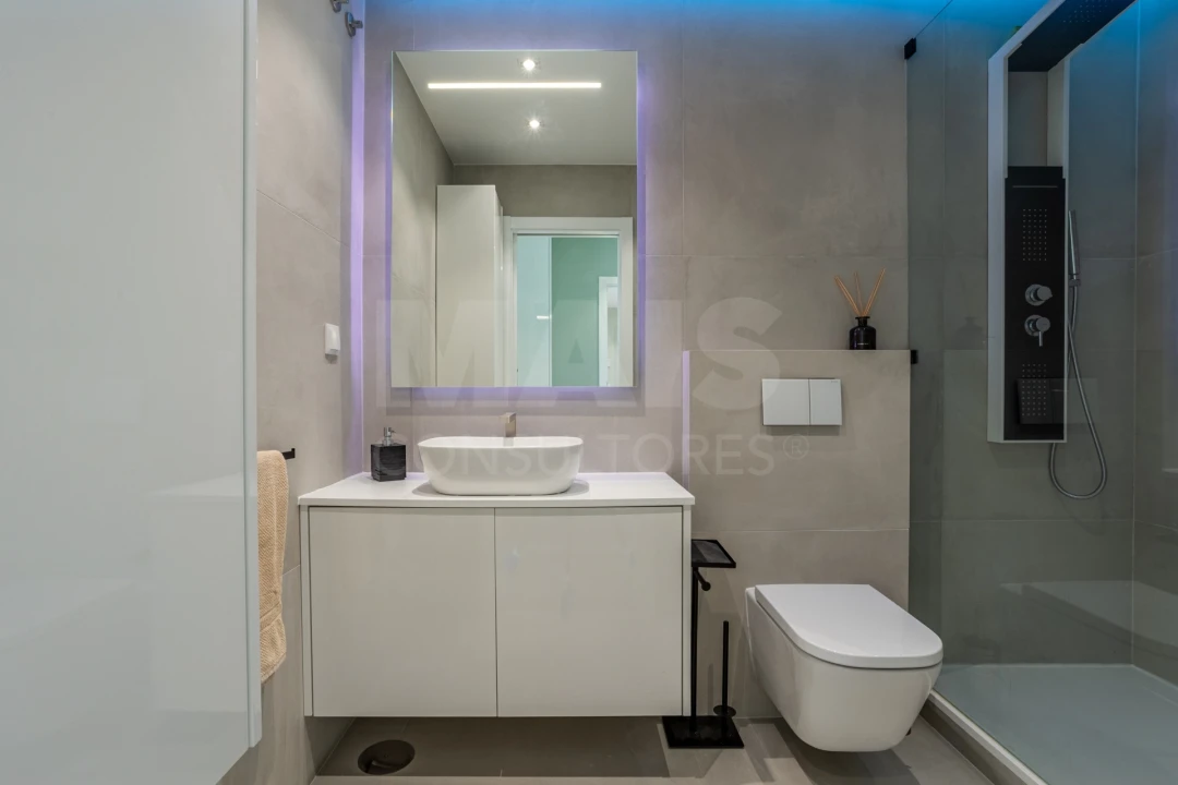 Apartamento T4 para Venda em Parque das Nações Foto 8