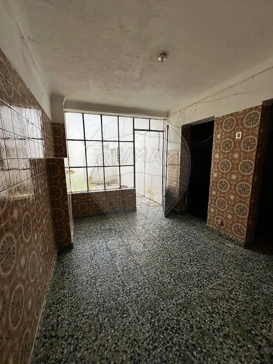 Moradia T2 para Venda em Vimieiro Foto 11