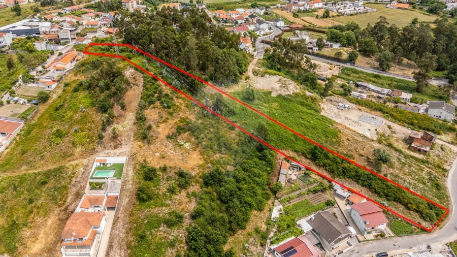 Terreno para Venda em Paredes Foto 1