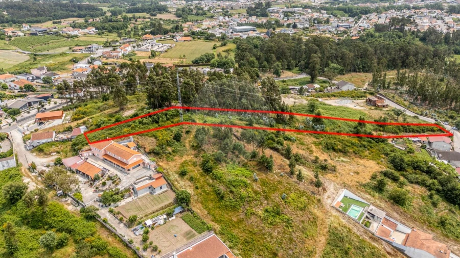 Terreno para Venda em Paredes Foto 1