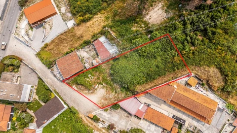 Terreno para Venda em Paredes
