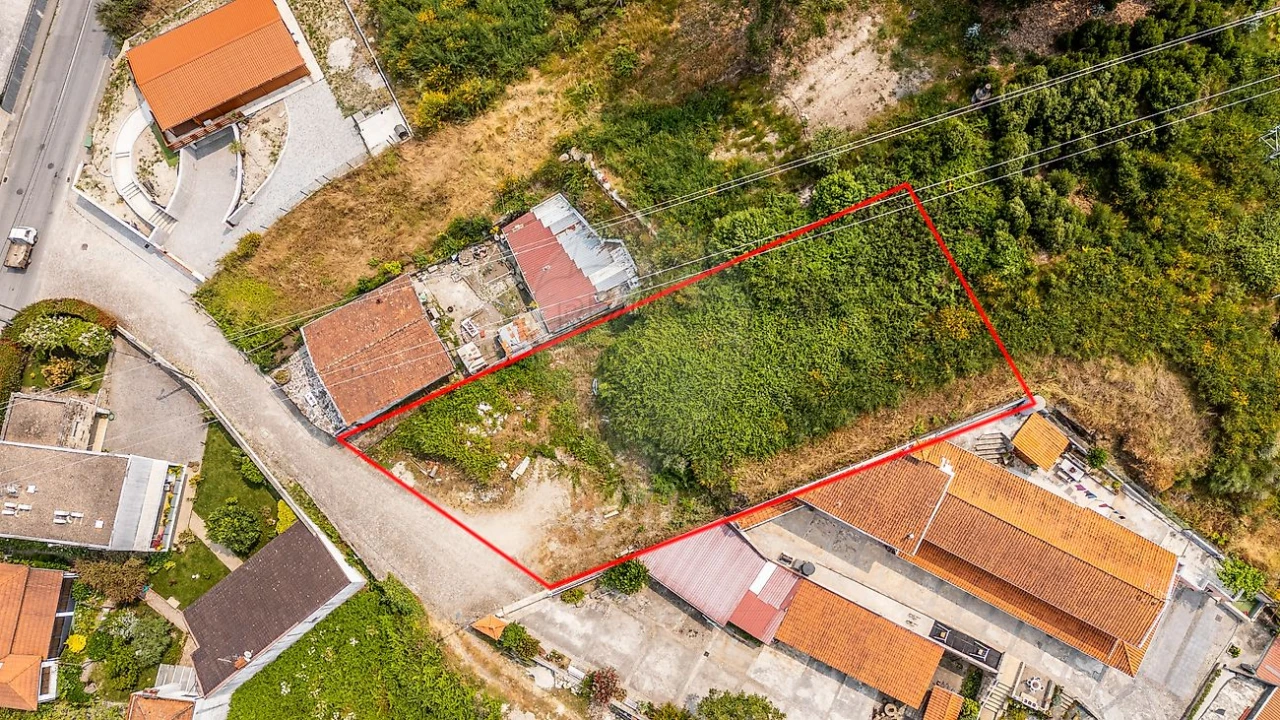 Terreno para Venda em Paredes Foto 5