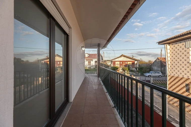 Moradia T6 para Venda em Covões e Camarneira Foto 32