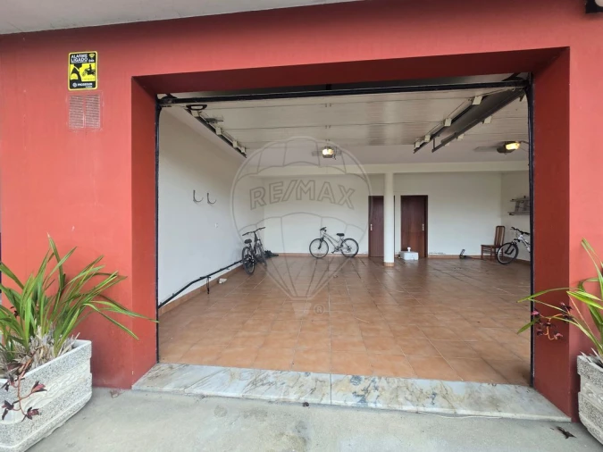 Moradia T6 para Venda em Covões e Camarneira Foto 39