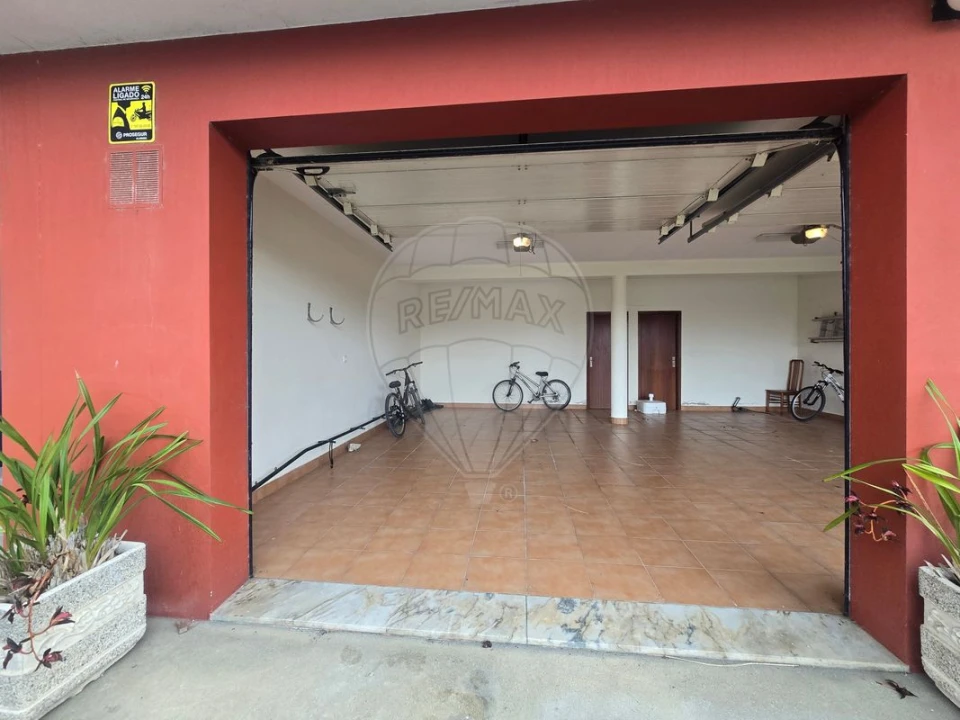 Moradia T6 para Venda em Covões e Camarneira Foto 39