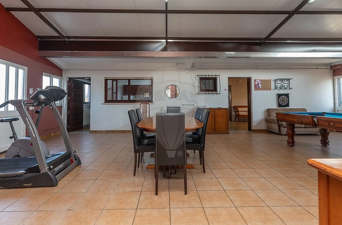 Moradia T6 para Venda em Covões e Camarneira Foto 7