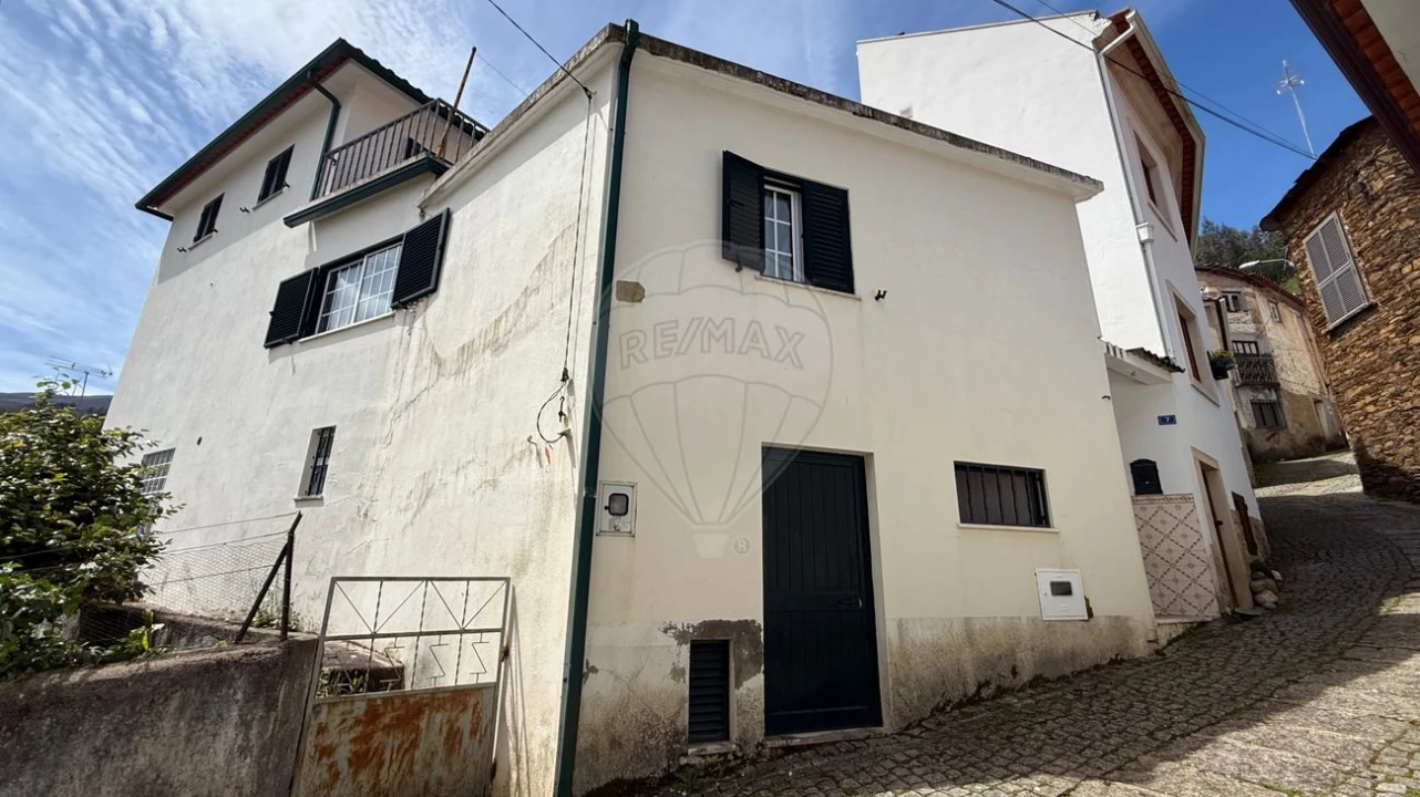 Moradia T3 para Venda em Cadafaz e Colmeal Foto 14