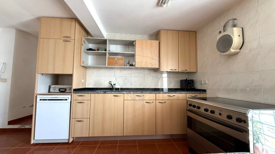 Moradia T3 para Venda em Cadafaz e Colmeal Foto 6