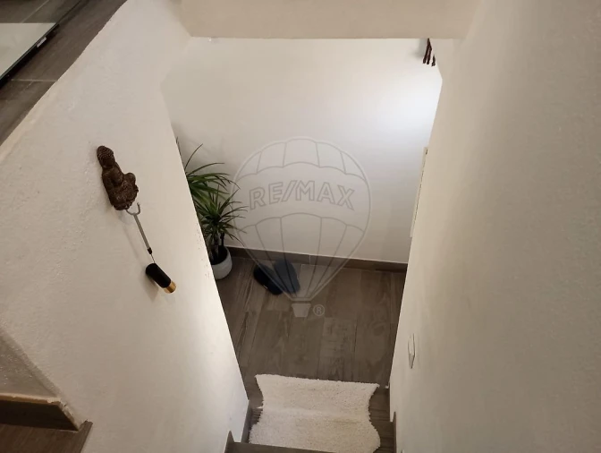 Moradia T1 para Venda em Almargem do Bispo, Pêro Pinheiro e Montelavar Foto 15