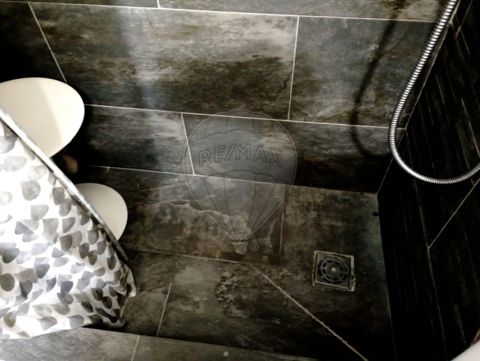 Moradia T1 para Venda em Almargem do Bispo, Pêro Pinheiro e Montelavar Foto 14