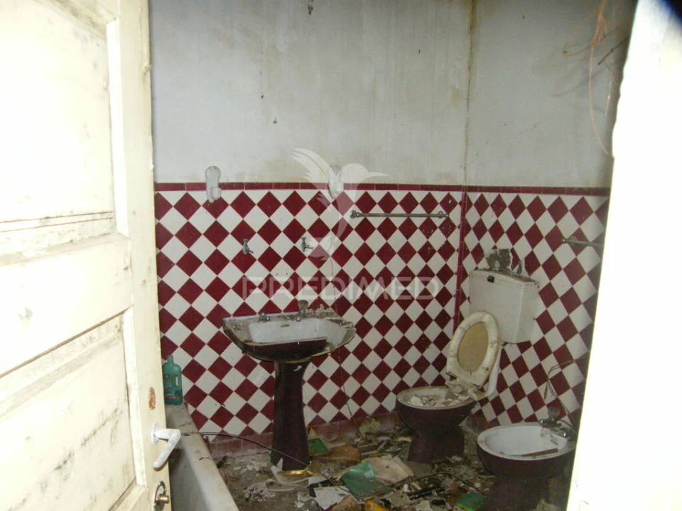 Moradia T2 para Venda em Espírito Santo, Nossa Senhora da Graça e São Simão Foto 2