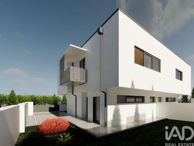 Moradia T3 para Venda em Darque Foto 5