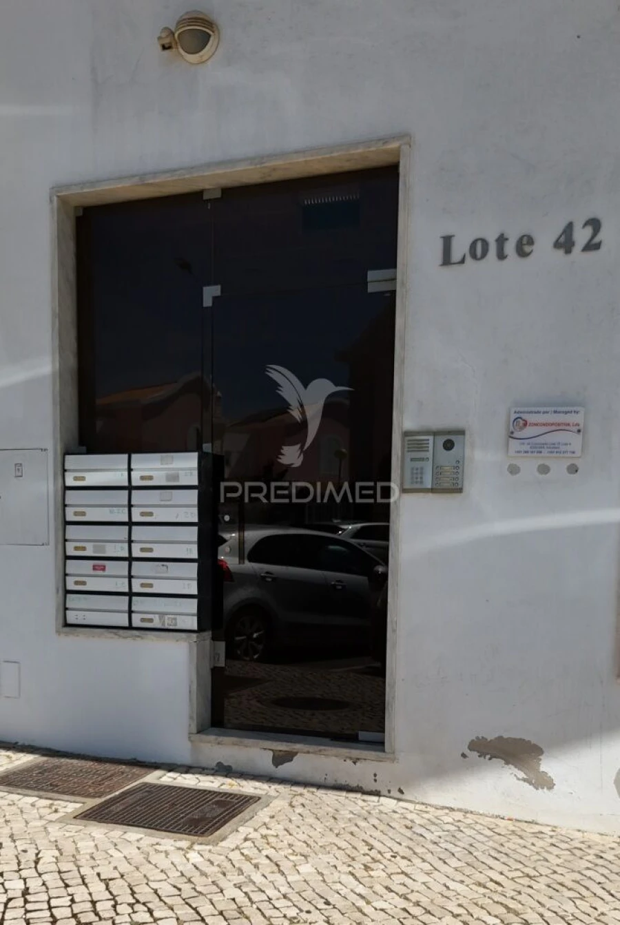 Apartamento T2 para Venda em Albufeira e Olhos de Água Foto 3
